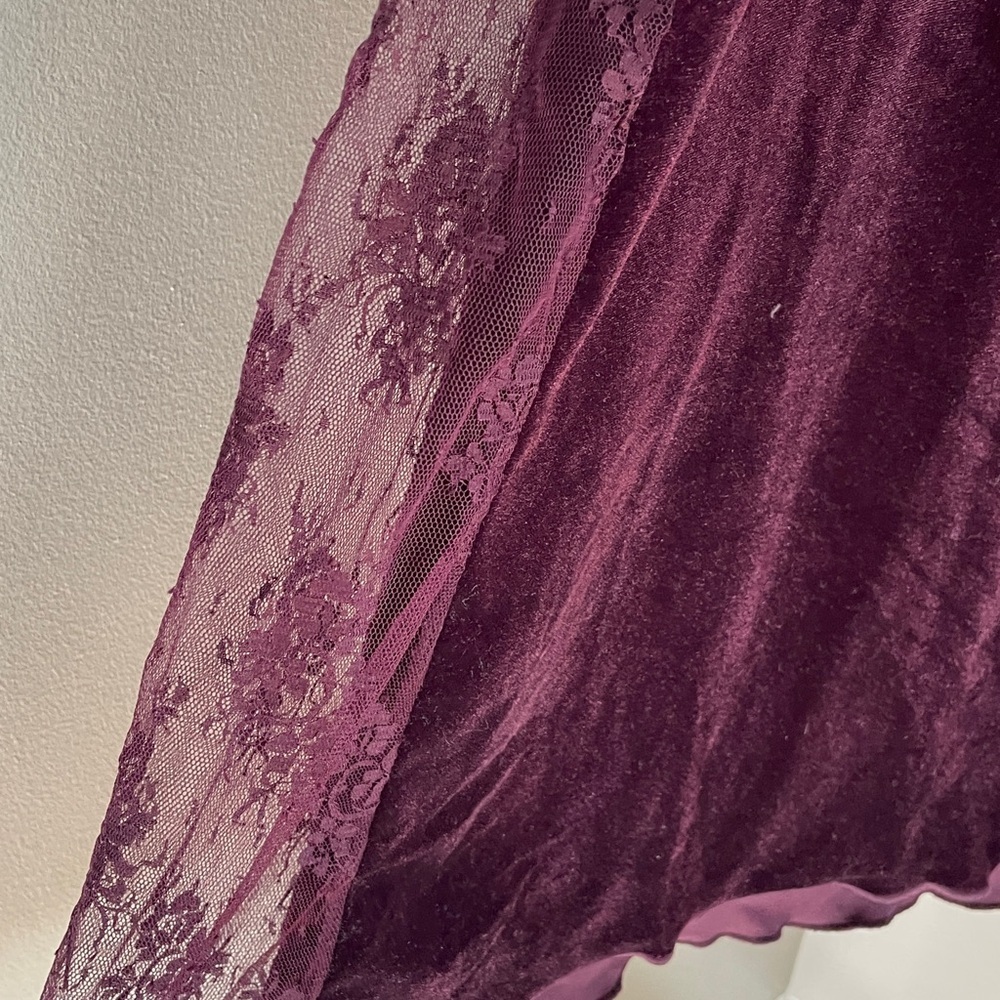 Cacique Burgundy Lace Chemise - Picture 3 of 5